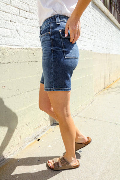 Judy Blue Dark Wash Midrise Back Flap Pocket Denim Shorts