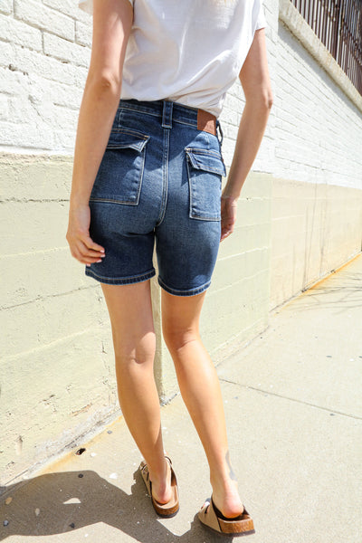 Judy Blue Dark Wash Midrise Back Flap Pocket Denim Shorts