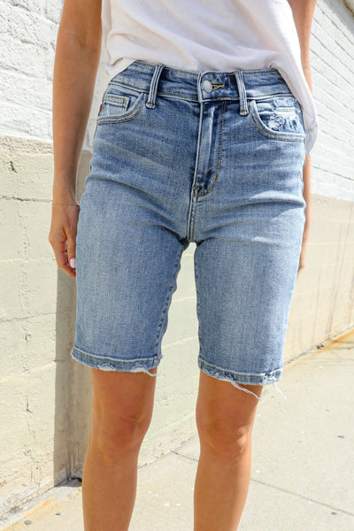 Judy Blue Light Wash Midrise Stitch Hem Denim Shorts