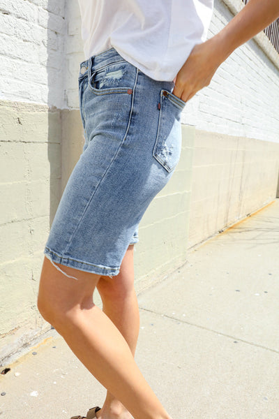 Judy Blue Light Wash Midrise Stitch Hem Denim Shorts